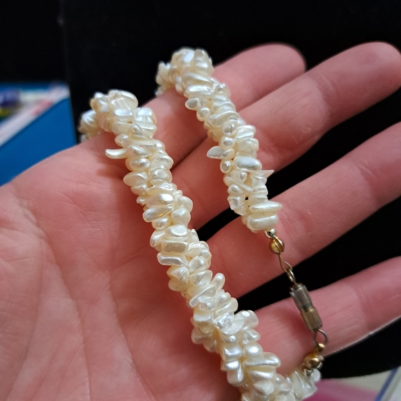 Triple Twist Natural Pearl Necklace - Picture 5 of 9